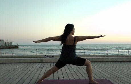 יוגה ויניאסה – Vinyasa Yoga עם גוליה קאופמן
