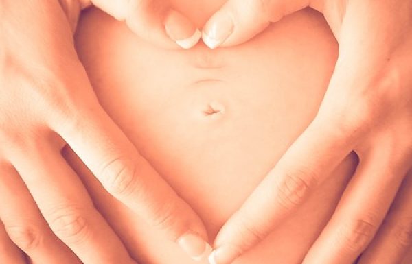 טיפול טבעי לבחילות ולהקאות בהריון